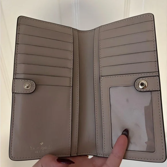 Kate Spade Wallet - Picture 2 of 3